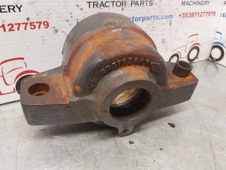 Landini Vision 95, 100, 105 Front Axle Support Rear 3557959m91, 3557658r - Priekšējā ass - Traktors: foto 1 Landini Vision 95, 100, 105 Front Axle Support Rear 3557959m91, 3557658r - Priekšējā ass - Traktors: foto 1