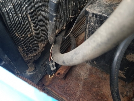 Landini Vision, Mythos Series Mythos 100 Hydraulic Oil Cooler 3656682m92 - Radiators - Traktors: foto 2 Landini Vision, Mythos Series Mythos 100 Hydraulic Oil Cooler 3656682m92 - Radiators - Traktors: foto 2