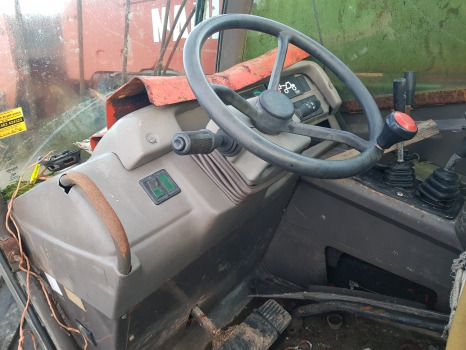 Manitou Mt 728.4 Complete Cab - Kabīne: foto 5 Manitou Mt 728.4 Complete Cab - Kabīne: foto 5