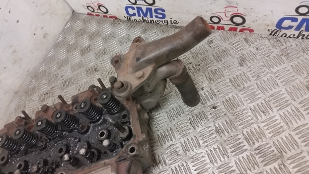 Motora galva - Traktors Massey Ferguson 133, 135, 140, 145, 148, 150, Ad3.152 Cylinder Head Assy 86550: foto 9