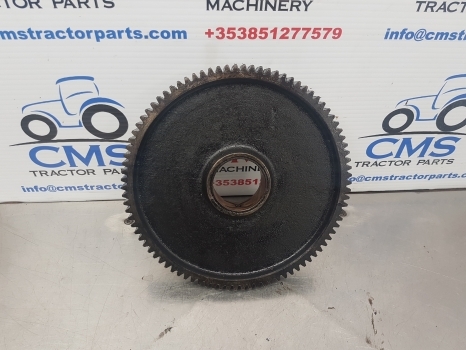 Massey Ferguson 135, 100, 200, 300 Series Engine Idle Gear 90t 31164530 - Pārnesumkārba un rezerves daļas - Traktors: foto 5 Massey Ferguson 135, 100, 200, 300 Series Engine Idle Gear 90t 31164530 - Pārnesumkārba un rezerves daļas - Traktors: foto 5