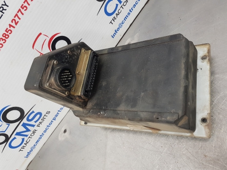Massey Ferguson 3000, 3100, 6300, 3050, 3070 Electronic Lift Console 3617403m93 - Elektroniskais vadības bloks (ECU): foto 4 Massey Ferguson 3000, 3100, 6300, 3050, 3070 Electronic Lift Console 3617403m93 - Elektroniskais vadības bloks (ECU): foto 4