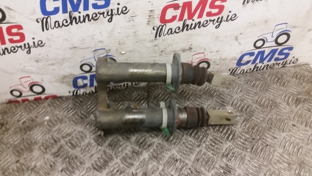 Massey Ferguson 3050, 3630, 6150, 8150 Brake Master Cylinders Kit 3383079m5 - Bremžu cilindrs - Traktors: foto 2 Massey Ferguson 3050, 3630, 6150, 8150 Brake Master Cylinders Kit 3383079m5 - Bremžu cilindrs - Traktors: foto 2