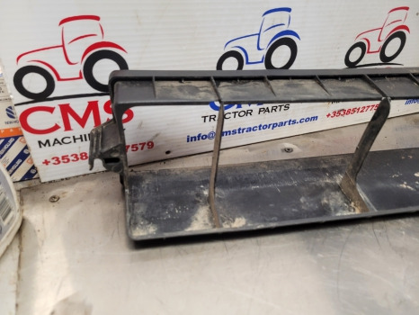 Massey Ferguson 4225, 4245, 4255, 4355, 4345 Cab Air Filter Frame 3388743m1 - Gaisa kondicionēšanas daļa: foto 5 Massey Ferguson 4225, 4245, 4255, 4355, 4345 Cab Air Filter Frame 3388743m1 - Gaisa kondicionēšanas daļa: foto 5