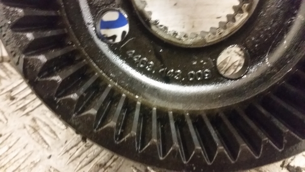 Massey Ferguson 50 Hx Front Axle Ring Gear Assembly 4463443009, 49 Teeth - Priekšējā ass - Ekskavators-iekrāvējs: foto 2 Massey Ferguson 50 Hx Front Axle Ring Gear Assembly 4463443009, 49 Teeth - Priekšējā ass - Ekskavators-iekrāvējs: foto 2