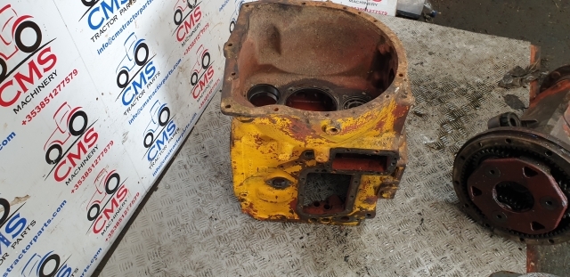 Massey Ferguson 50hx Transmission Housing 1475614m2 - Transmisija - Ekskavators-iekrāvējs: foto 4 Massey Ferguson 50hx Transmission Housing 1475614m2 - Transmisija - Ekskavators-iekrāvējs: foto 4