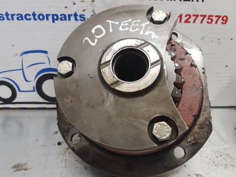 Massey Ferguson 50hx Transmission Shaft And Housing 1692725m91, 1691368m1 - Transmisija - Ekskavators-iekrāvējs: foto 1 Massey Ferguson 50hx Transmission Shaft And Housing 1692725m91, 1691368m1 - Transmisija - Ekskavators-iekrāvējs: foto 1