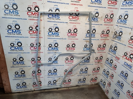 Massey Ferguson 6180, 6100, 8100, 8200 Cab Door Frame Lh Galvanized 3902119m91 - Durvis un rezerves daļas: foto 1 Massey Ferguson 6180, 6100, 8100, 8200 Cab Door Frame Lh Galvanized 3902119m91 - Durvis un rezerves daļas: foto 1
