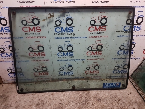 Massey Ferguson 690, 665, 698, 699 Cab Front Glass Windscreen Tg1246 - Vējstikls - Traktors: foto 2 Massey Ferguson 690, 665, 698, 699 Cab Front Glass Windscreen Tg1246 - Vējstikls - Traktors: foto 2