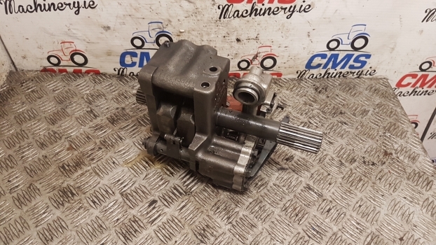 Massey Ferguson 690, 699, 590, 575 Hydraulic Lift Pump 1665610m2, 1675125m92 - Hidrauliskais sūknis - Traktors: foto 1 Massey Ferguson 690, 699, 590, 575 Hydraulic Lift Pump 1665610m2, 1675125m92 - Hidrauliskais sūknis - Traktors: foto 1