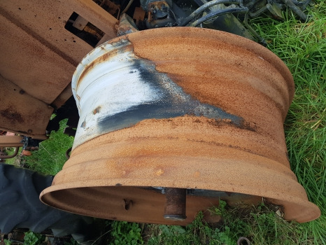 Massey Ferguson 7719, 7719s, 7720, 7620, 7619 Rear Wheel Rim 20x42 4355999m92 - Riteņa disks - Lauksaimniecības tehnika: foto 2 Massey Ferguson 7719, 7719s, 7720, 7620, 7619 Rear Wheel Rim 20x42 4355999m92 - Riteņa disks - Lauksaimniecības tehnika: foto 2
