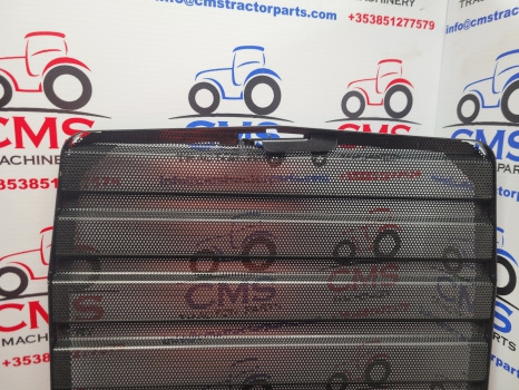 Massey Ferguson, Ursus 255, 261, 3512, 3514, 4512, 4514 450 Front Grille, Grill - Radiatora reste: foto 2 Massey Ferguson, Ursus 255, 261, 3512, 3514, 4512, 4514 450 Front Grille, Grill - Radiatora reste: foto 2