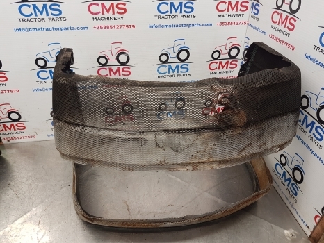 Mccormick Mc115, Mc90, Mc95, Mc100, Mc80, Front Grille 414660a1, 414660a2 - Radiatora reste - Traktors: foto 1 Mccormick Mc115, Mc90, Mc95, Mc100, Mc80, Front Grille 414660a1, 414660a2 - Radiatora reste - Traktors: foto 1