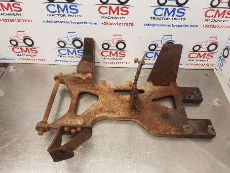 Mccormick Mc115, Mc95, Mc105 Bonnet, Hood Support 358001a1, 706569a2, 704107a2 - Motora pārsegs - Traktors: foto 2 Mccormick Mc115, Mc95, Mc105 Bonnet, Hood Support 358001a1, 706569a2, 704107a2 - Motora pārsegs - Traktors: foto 2