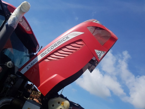 Mccormick X7.650, X7.650 Bonnet 6517478j98, 6519668m94 - Motora pārsegs - Traktors: foto 3 Mccormick X7.650, X7.650 Bonnet 6517478j98, 6519668m94 - Motora pārsegs - Traktors: foto 3