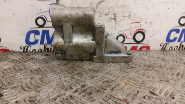 New Holland 40 And Ts Series Hydraulic Spool Valve Manifold - Hidraulika: foto 2 New Holland 40 And Ts Series Hydraulic Spool Valve Manifold - Hidraulika: foto 2