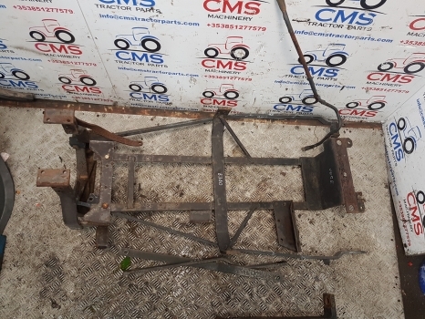 New Holland 8360, 8260, 8160, Tm120, Tm140 Bonnet, Hood Support Kit 82006312 - Motora pārsegs - Traktors: foto 5 New Holland 8360, 8260, 8160, Tm120, Tm140 Bonnet, Hood Support Kit 82006312 - Motora pārsegs - Traktors: foto 5