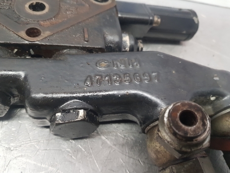 New Holland Case Hydraulic Auxiliary Valve Slice 5146538, 47135697, 87396804 - Hidrauliskais vārsts - Traktors: foto 2 New Holland Case Hydraulic Auxiliary Valve Slice 5146538, 47135697, 87396804 - Hidrauliskais vārsts - Traktors: foto 2