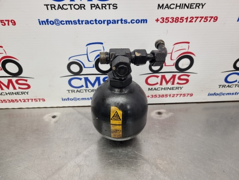 New Holland Case Mxu, T6. T6000, T7 Delta Transmission Accumulator 5195043 - Pārnesumkārba: foto 1 New Holland Case Mxu, T6. T6000, T7 Delta Transmission Accumulator 5195043 - Pārnesumkārba: foto 1