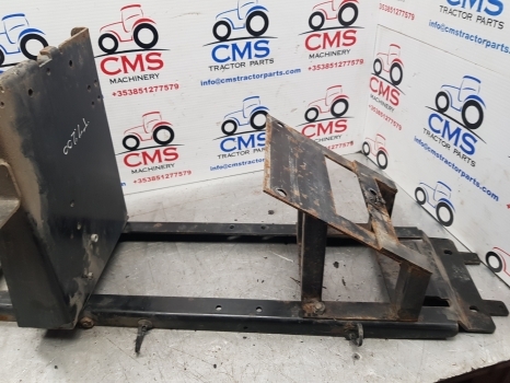 New Holland Case Puma 145, T7.200 Hood Support Assy 84337706, 84485123, 84268312 - Motora pārsegs - Traktors: foto 3 New Holland Case Puma 145, T7.200 Hood Support Assy 84337706, 84485123, 84268312 - Motora pārsegs - Traktors: foto 3