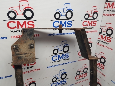 New Holland Case Puma T6000, T7 T7.200 Hood Bonnet Support 84148993, 84355109 - Motora pārsegs - Traktors: foto 2 New Holland Case Puma T6000, T7 T7.200 Hood Bonnet Support 84148993, 84355109 - Motora pārsegs - Traktors: foto 2