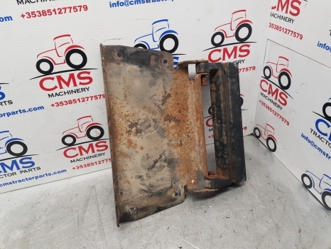 New Holland Case Puma T6000, T7 T7.200 Hood Bonnet Support 84153356, 87353681 - Motora pārsegs - Traktors: foto 4 New Holland Case Puma T6000, T7 T7.200 Hood Bonnet Support 84153356, 87353681 - Motora pārsegs - Traktors: foto 4