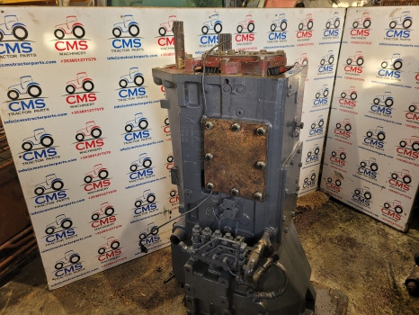 New Holland Case Tm, Mxm 120, 130, 140, 155 Range Command Transmission 44913639 - Pārnesumkārba: foto 1 New Holland Case Tm, Mxm 120, 130, 140, 155 Range Command Transmission 44913639 - Pārnesumkārba: foto 1