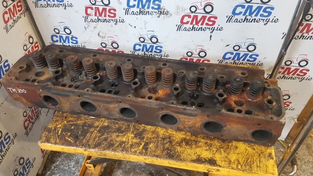 New Holland Case Tm, Mxm 120, 130, 140 Engine Cylinder Head 87802943, 84135249 - Motora galva: foto 1 New Holland Case Tm, Mxm 120, 130, 140 Engine Cylinder Head 87802943, 84135249 - Motora galva: foto 1