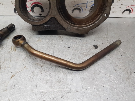 New Holland Case Tm, Mxm Tm125 Transmission Manifold Support 5187970, 51879708 - Pārnesumkārba: foto 4 New Holland Case Tm, Mxm Tm125 Transmission Manifold Support 5187970, 51879708 - Pārnesumkārba: foto 4