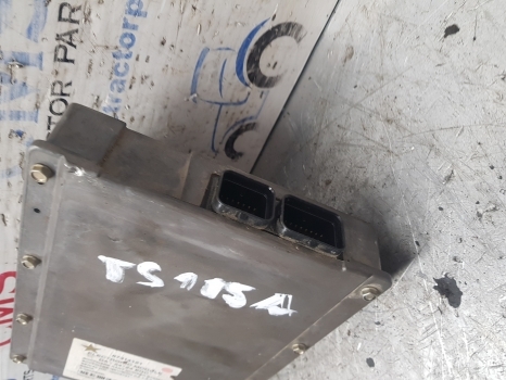New Holland Case Tsa, Mxu Series Tranmission Control Edc Ecu 87314121, 51562982 - Elektroniskais vadības bloks (ECU) - Traktors: foto 4 New Holland Case Tsa, Mxu Series Tranmission Control Edc Ecu 87314121, 51562982 - Elektroniskais vadības bloks (ECU) - Traktors: foto 4