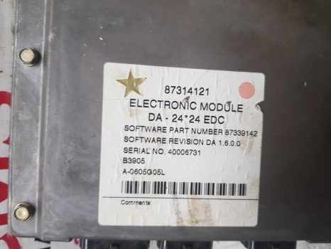 New Holland Case Tsa, Mxu Series Tranmission Control Edc Ecu 87314121, 51562982 - Elektroniskais vadības bloks (ECU) - Traktors: foto 2 New Holland Case Tsa, Mxu Series Tranmission Control Edc Ecu 87314121, 51562982 - Elektroniskais vadības bloks (ECU) - Traktors: foto 2