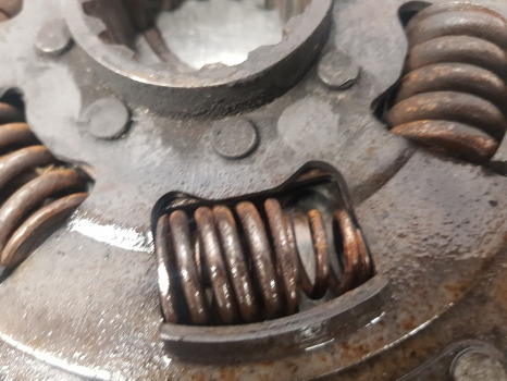 Sajūgs un rezerves daļas - Lauksaimniecības tehnika New Holland Fiat Ford 35, L95, Tl90 Clutch Assembly 5167939, 5189823, 5179851: foto 8