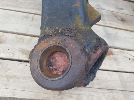 New Holland Lm435a Front Axle Housing 212.06.001.689; 212.06.001.12; 85807542 - Priekšējā ass - Teleskopiskais iekrāvējs: foto 5 New Holland Lm435a Front Axle Housing 212.06.001.689; 212.06.001.12; 85807542 - Priekšējā ass - Teleskopiskais iekrāvējs: foto 5