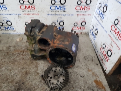 New Holland Lm435a Front Axle Housing Bevel Gear 85825672; 85826431; 85826706; - Priekšējā ass - Teleskopiskais iekrāvējs: foto 4 New Holland Lm435a Front Axle Housing Bevel Gear 85825672; 85826431; 85826706; - Priekšējā ass - Teleskopiskais iekrāvējs: foto 4