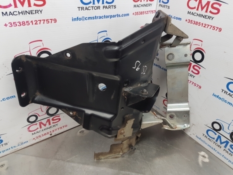 New Holland T5.105, T5.95, Case Farmal Se Engine Hood Support 84478152, 84538400 - Motora pārsegs - Traktors: foto 5 New Holland T5.105, T5.95, Case Farmal Se Engine Hood Support 84478152, 84538400 - Motora pārsegs - Traktors: foto 5
