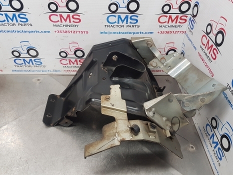 New Holland T5.105, T5.95, Case Farmal Se Engine Hood Support 84478152, 84538400 - Motora pārsegs - Traktors: foto 3 New Holland T5.105, T5.95, Case Farmal Se Engine Hood Support 84478152, 84538400 - Motora pārsegs - Traktors: foto 3