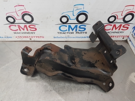 New Holland T5.95, T4.85, T4.75, Case Farmall 105a Engine Hood Support 84538400 - Motora pārsegs - Traktors: foto 4 New Holland T5.95, T4.85, T4.75, Case Farmall 105a Engine Hood Support 84538400 - Motora pārsegs - Traktors: foto 4