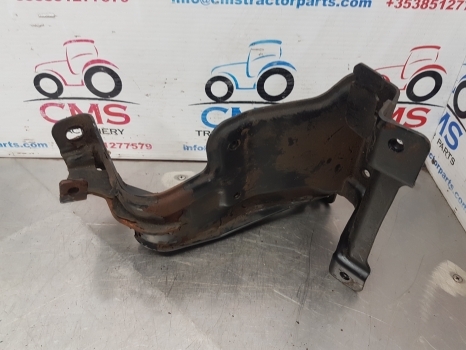 New Holland T5.95, T4.85, T4.75, Case Farmall 105a Engine Hood Support 84538400 - Motora pārsegs - Traktors: foto 3 New Holland T5.95, T4.85, T4.75, Case Farmall 105a Engine Hood Support 84538400 - Motora pārsegs - Traktors: foto 3