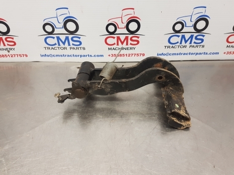 New Holland T5.95, T5, Case Farmall, Maxxum Brake Pedal Assy 84467902, 84467901 - Pedālis - Lauksaimniecības tehnika: foto 4 New Holland T5.95, T5, Case Farmall, Maxxum Brake Pedal Assy 84467902, 84467901 - Pedālis - Lauksaimniecības tehnika: foto 4