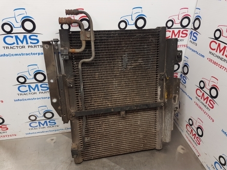 New Holland T6.180 Air Conditioning Condenser Radiator 84485540, 47981847 - Kondicioniera radiators - Traktors: foto 2 New Holland T6.180 Air Conditioning Condenser Radiator 84485540, 47981847 - Kondicioniera radiators - Traktors: foto 2