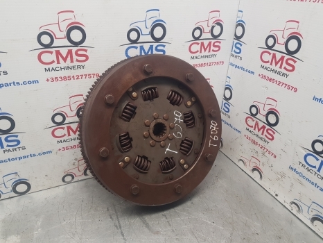 New Holland T6000, T7, T7000 T6070 Engine Flywheel Complete 87300081; 87300082 - Spararats - Traktors: foto 1 New Holland T6000, T7, T7000 T6070 Engine Flywheel Complete 87300081; 87300082 - Spararats - Traktors: foto 1
