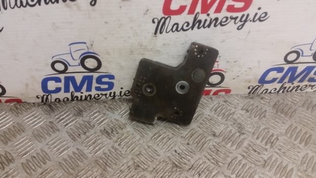 New Holland T7, Tm, T7000, Tm7000 Series Tm120 Control Valve Plate 5190710 - Hidrauliskais vārsts - Traktors: foto 1 New Holland T7, Tm, T7000, Tm7000 Series Tm120 Control Valve Plate 5190710 - Hidrauliskais vārsts - Traktors: foto 1