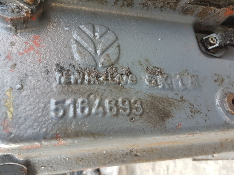 New Holland Tm, 60 Transmission Housing 5164693, 5181429, 5183646, 47125543 - Pārnesumkārba: foto 2 New Holland Tm, 60 Transmission Housing 5164693, 5181429, 5183646, 47125543 - Pārnesumkārba: foto 2
