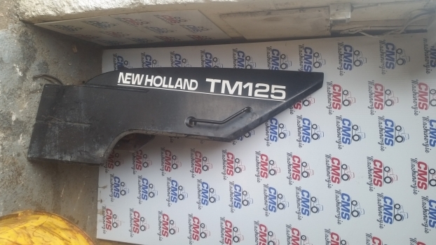 New Holland Tm125 Lh Bonnett 82005641 - Motora pārsegs - Traktors: foto 2 New Holland Tm125 Lh Bonnett 82005641 - Motora pārsegs - Traktors: foto 2