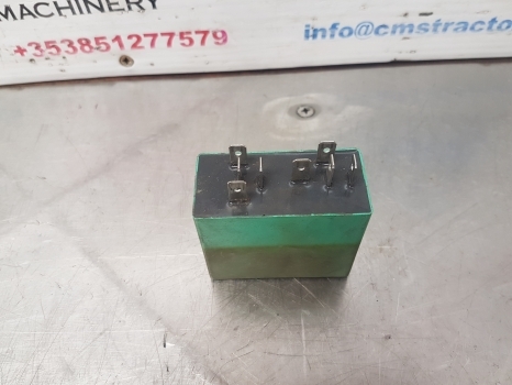 New Holland Tm140, 120, 130 Case Mxm120, 130, 140 Relay Module 82006159 - Relejs - Traktors: foto 4 New Holland Tm140, 120, 130 Case Mxm120, 130, 140 Relay Module 82006159 - Relejs - Traktors: foto 4