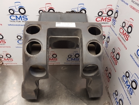 New Holland Ts115a Front Console Panel 47393676, 87652851, 87680767 - Kabīne un interjers - Traktors: foto 2 New Holland Ts115a Front Console Panel 47393676, 87652851, 87680767 - Kabīne un interjers - Traktors: foto 2