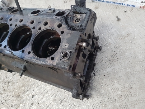 Same Explorer 65, 70 75, 80 Engine Crankcase Block 065.1110.0, 9.06599.41.3 - Karteris - Traktors: foto 4 Same Explorer 65, 70 75, 80 Engine Crankcase Block 065.1110.0, 9.06599.41.3 - Karteris - Traktors: foto 4