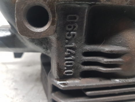 Same Explorer 70 Engine Head Complete 0.065.1410.3/10; 0.065.1410.3/20 - Motora galva - Traktors: foto 2 Same Explorer 70 Engine Head Complete 0.065.1410.3/10; 0.065.1410.3/20 - Motora galva - Traktors: foto 2