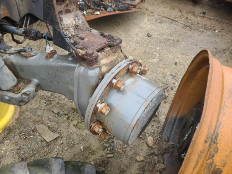 Valtra T174ea Front Axle Hub Lhs Assy Dana Spicer 740/560 755.06.116.01 - Priekšējā ass - Lauksaimniecības tehnika: foto 3 Valtra T174ea Front Axle Hub Lhs Assy Dana Spicer 740/560 755.06.116.01 - Priekšējā ass - Lauksaimniecības tehnika: foto 3