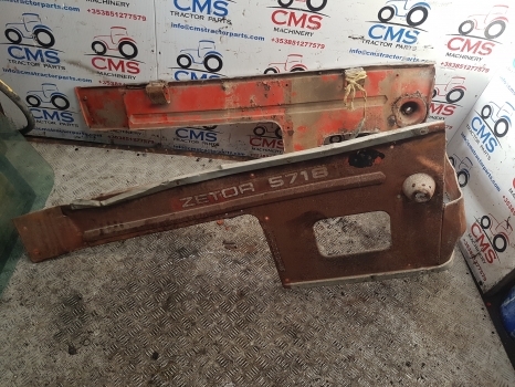 Zetor 5718 Engine Side Panel Assy 000000 - Virsbūve un ārpuse - Traktors: foto 1 Zetor 5718 Engine Side Panel Assy 000000 - Virsbūve un ārpuse - Traktors: foto 1